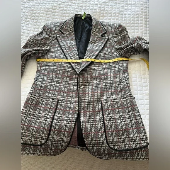 VTG Plaid Blazer, size medium - Picture 14 of 16